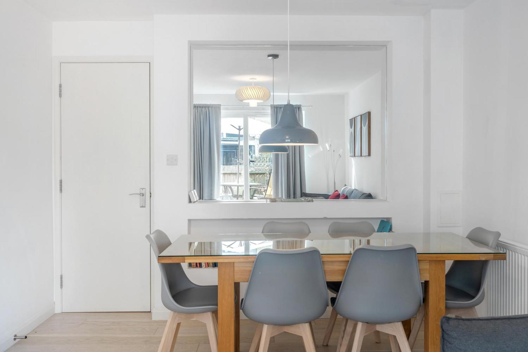 4 Bed 2 Bath - Modern Flat Right On Columbia Road! Casa vacanze