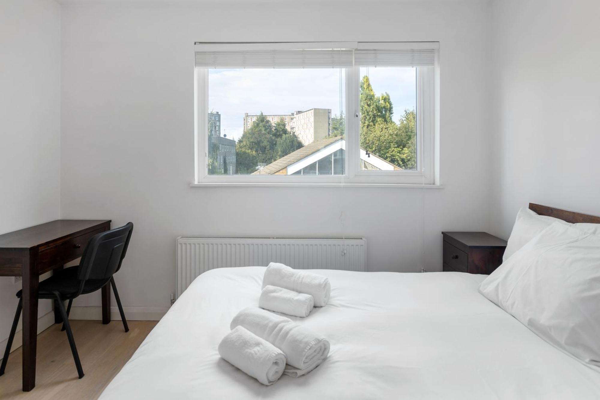 4 Bed 2 Bath - Modern Flat Right On Columbia Road! Londra