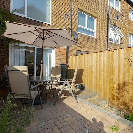 4 Bed 2 Bath - Modern Flat Right On Columbia Road! Villa London Exterior photo