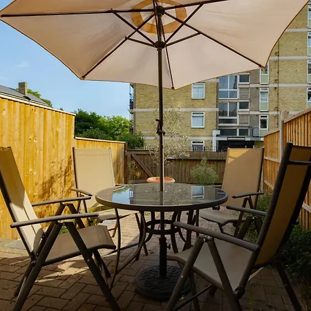 4 Bed 2 Bath - Modern Flat Right On Columbia Road! Villa London Exterior photo